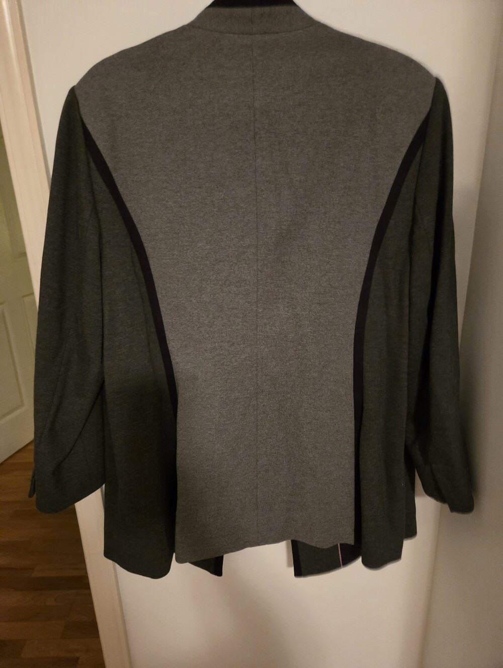Open-Front Two-Tone Gray and Dark Gray Women's Jacket